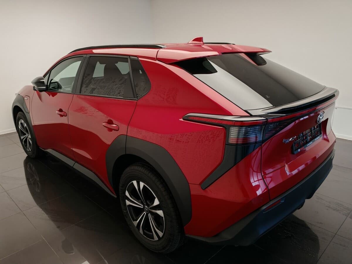 2024 Toyota Bz4x - 6