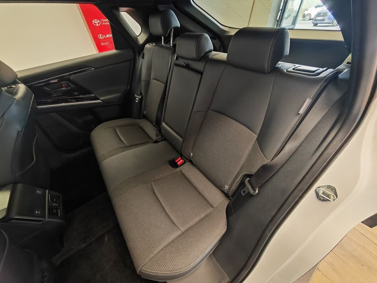2024 Toyota Bz4x - 19