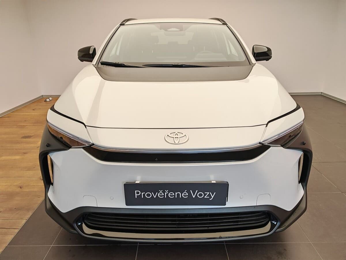 2024 Toyota Bz4x - 2
