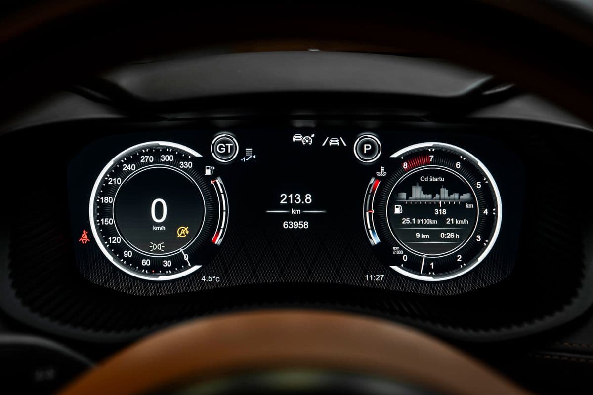 2020 Aston Martin Ostatní - 7