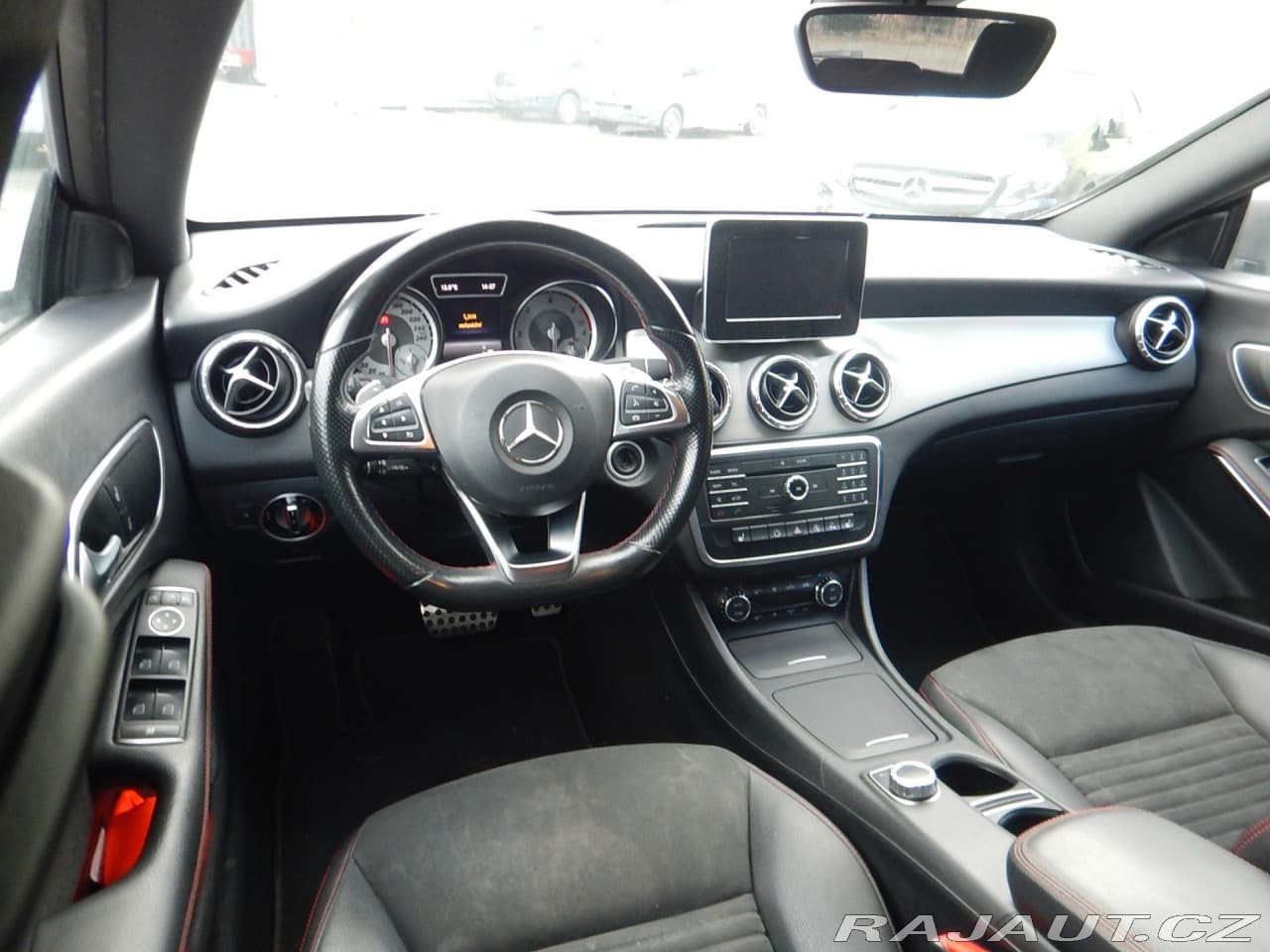 2015 Mercedes-Benz Cla - 11