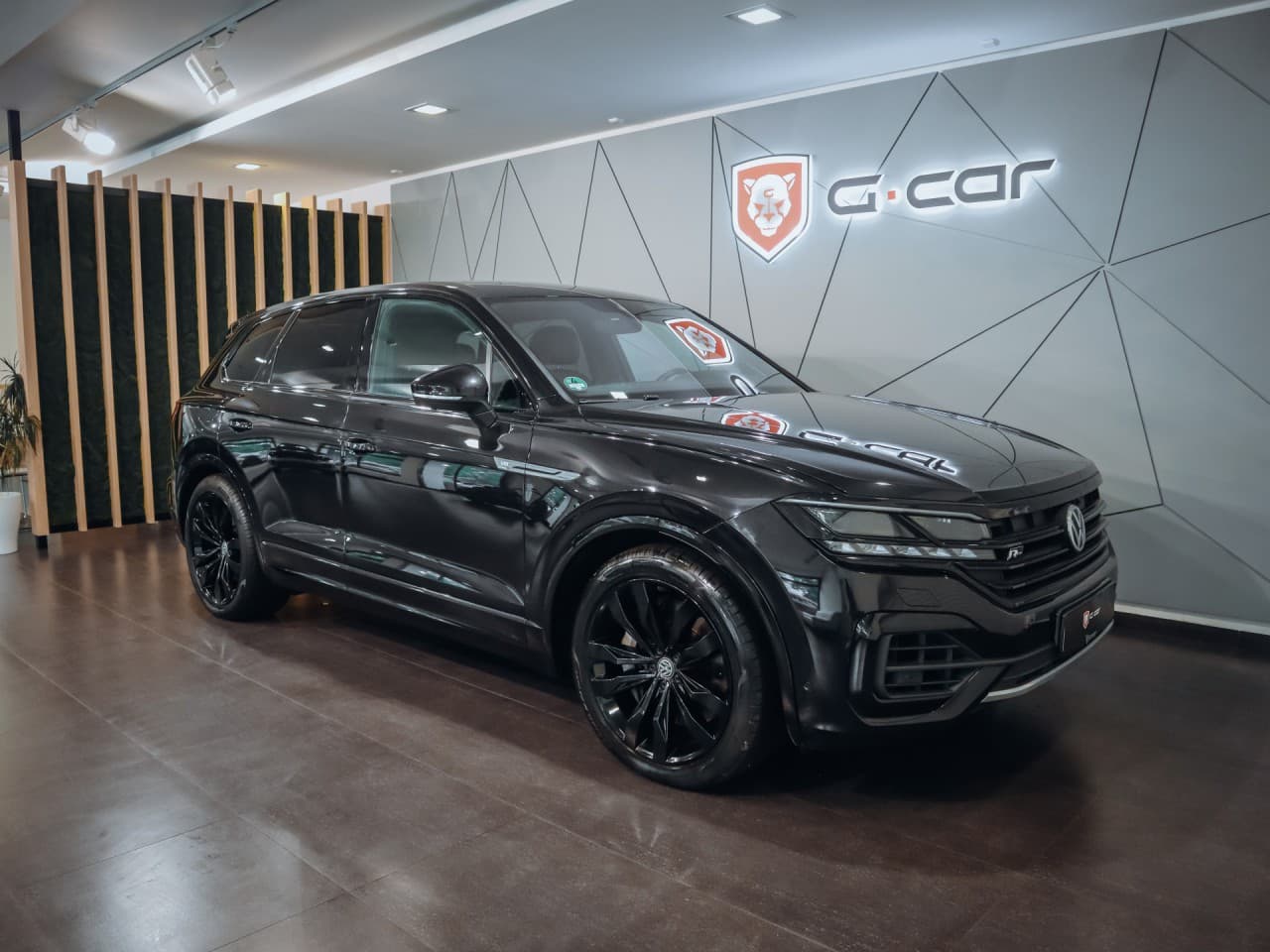 2020 Volkswagen Touareg - 3