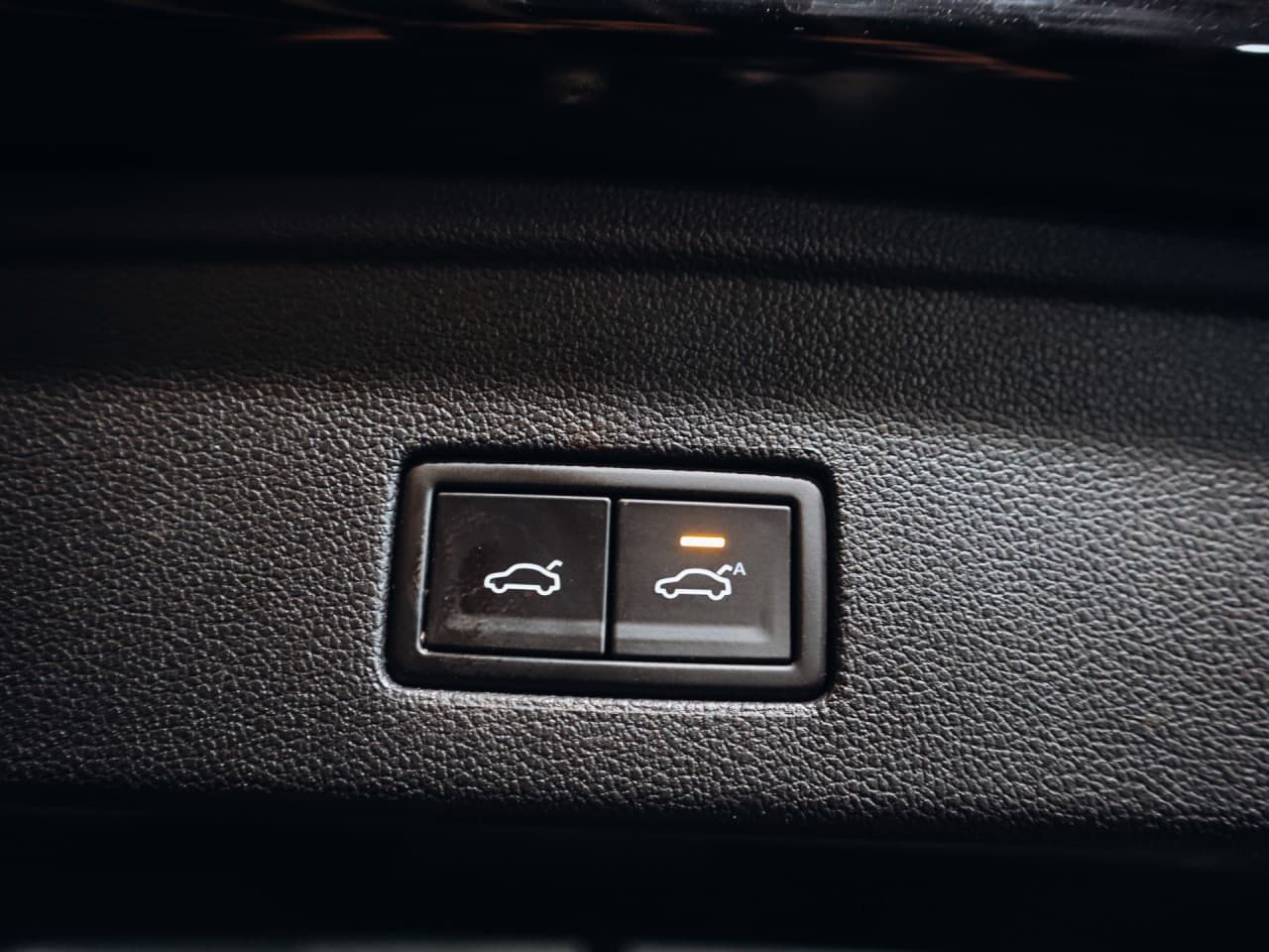 2020 Volkswagen Touareg - 8