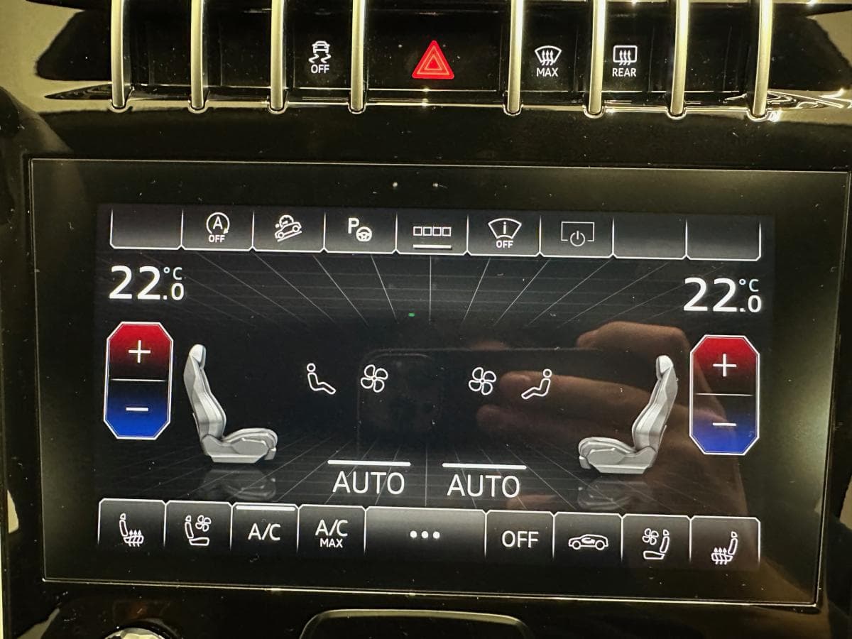 2024 Lamborghini Urus - 17