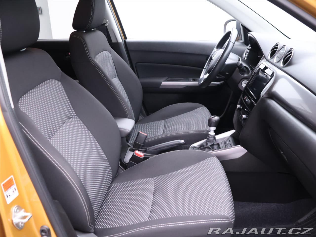 2020 Suzuki Vitara - 14