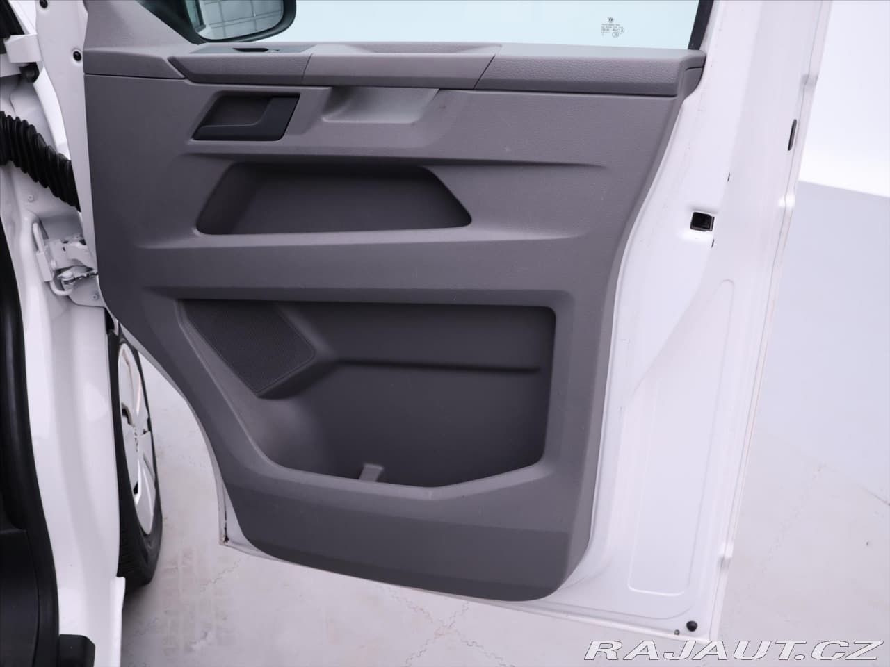2020 Volkswagen Transporter - 13