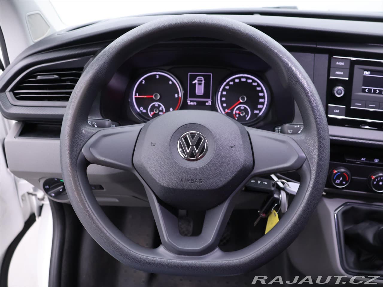 2020 Volkswagen Transporter - 19