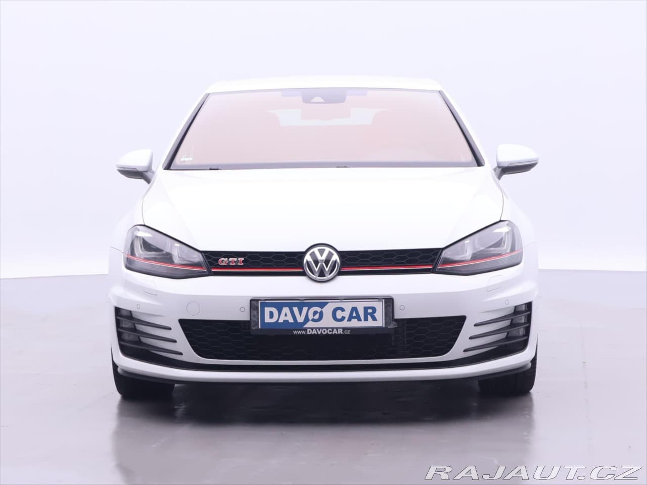 2015 Volkswagen Golf - 2