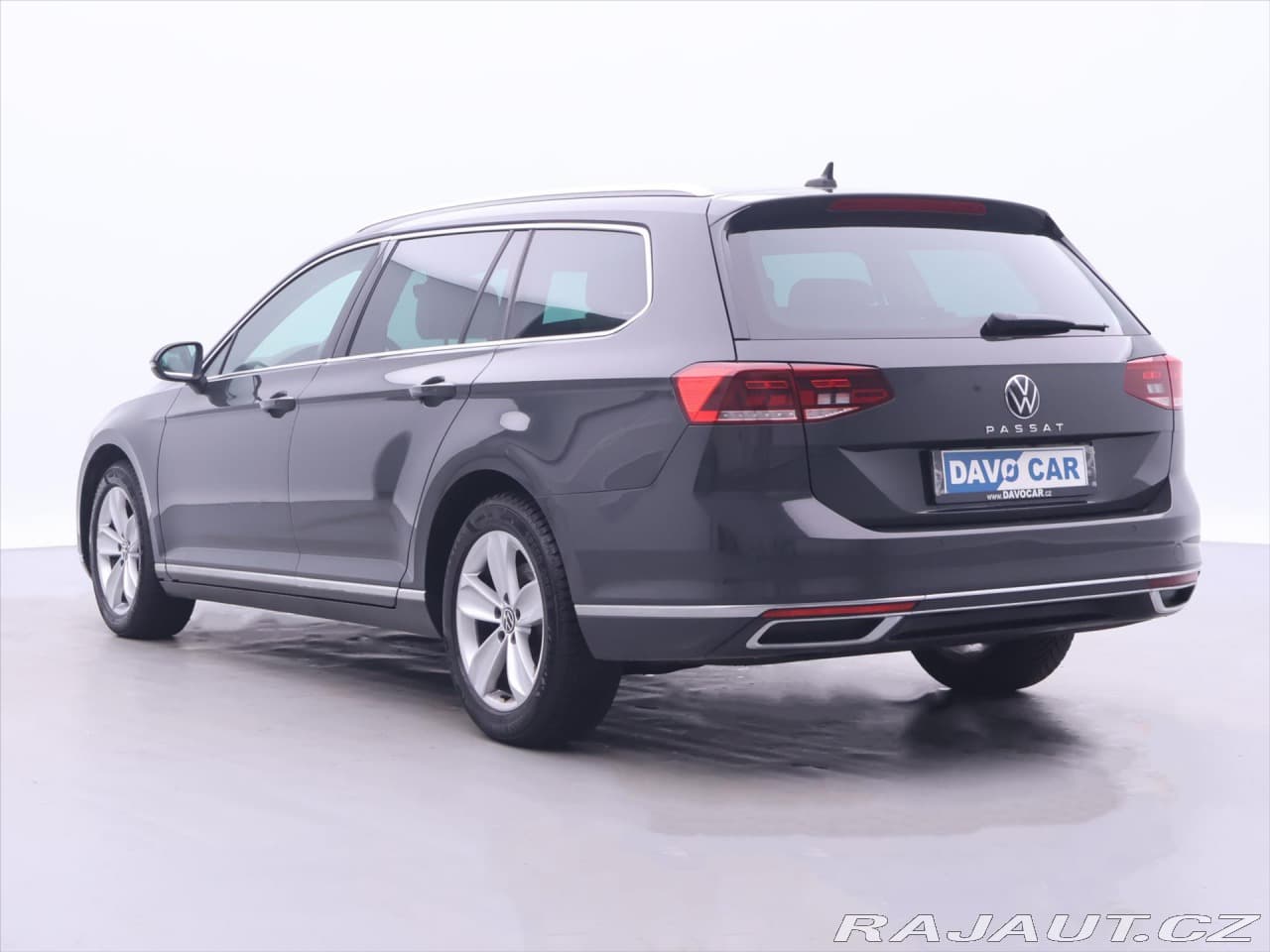 2020 Volkswagen Passat - 5
