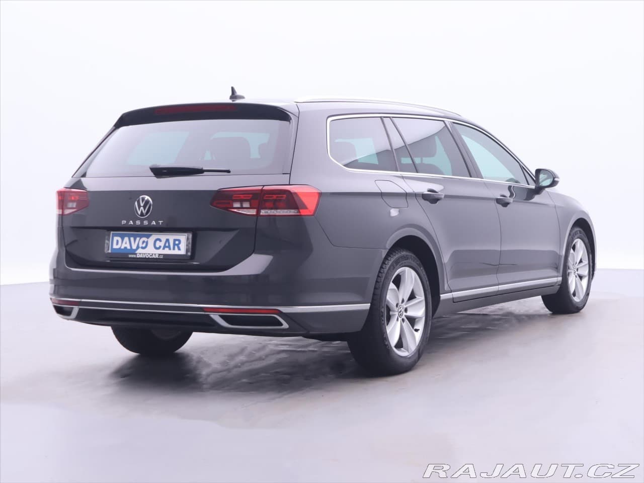 2020 Volkswagen Passat - 7