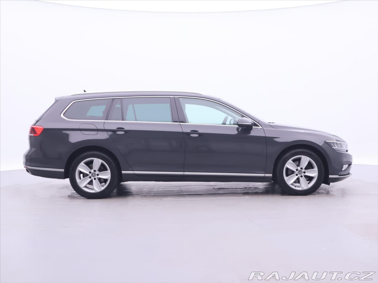2020 Volkswagen Passat - 8