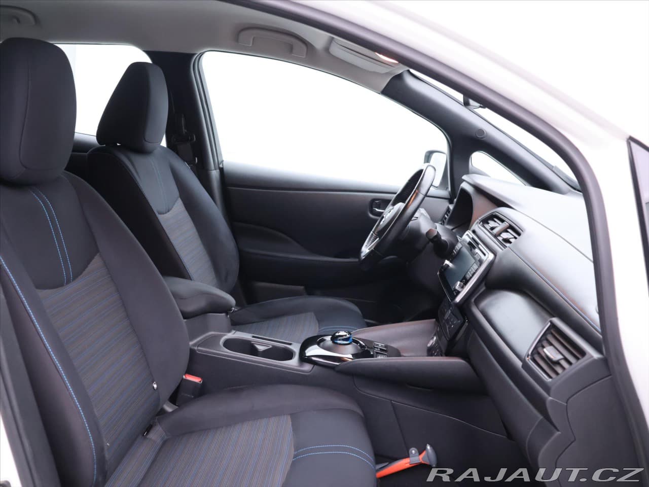 2019 Nissan Leaf - 11