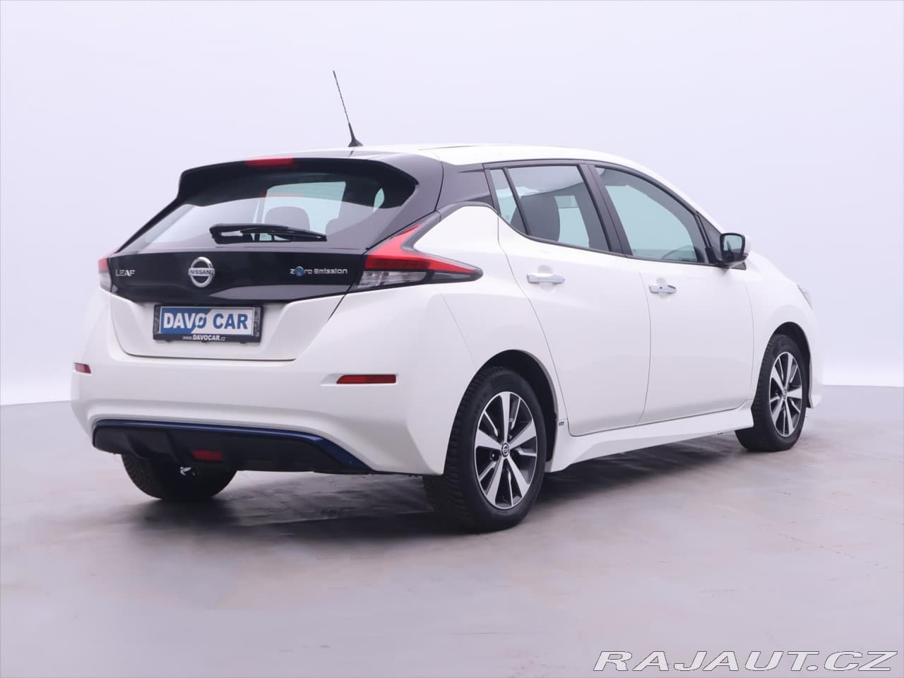 2019 Nissan Leaf - 7