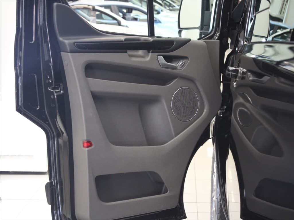 2022 Ford Tourneo - 20