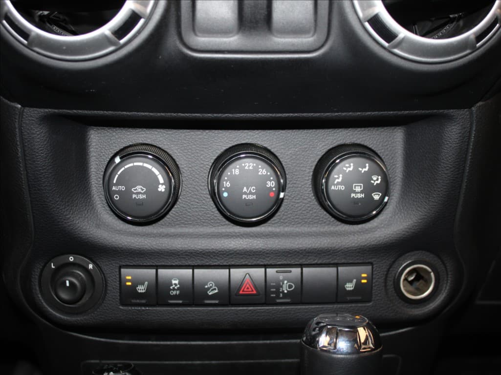 2012 Jeep Wrangler - 14