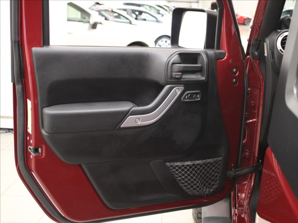 2012 Jeep Wrangler - 16