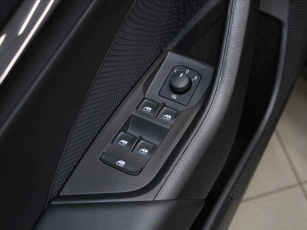 2022 Škoda Octavia - 17