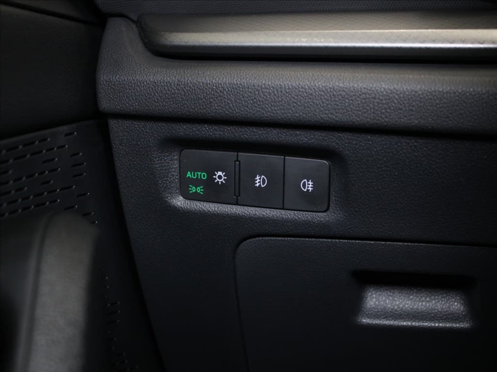 2022 Škoda Octavia - 18