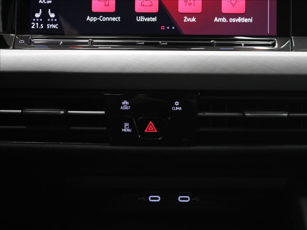 2023 Volkswagen Golf - 16