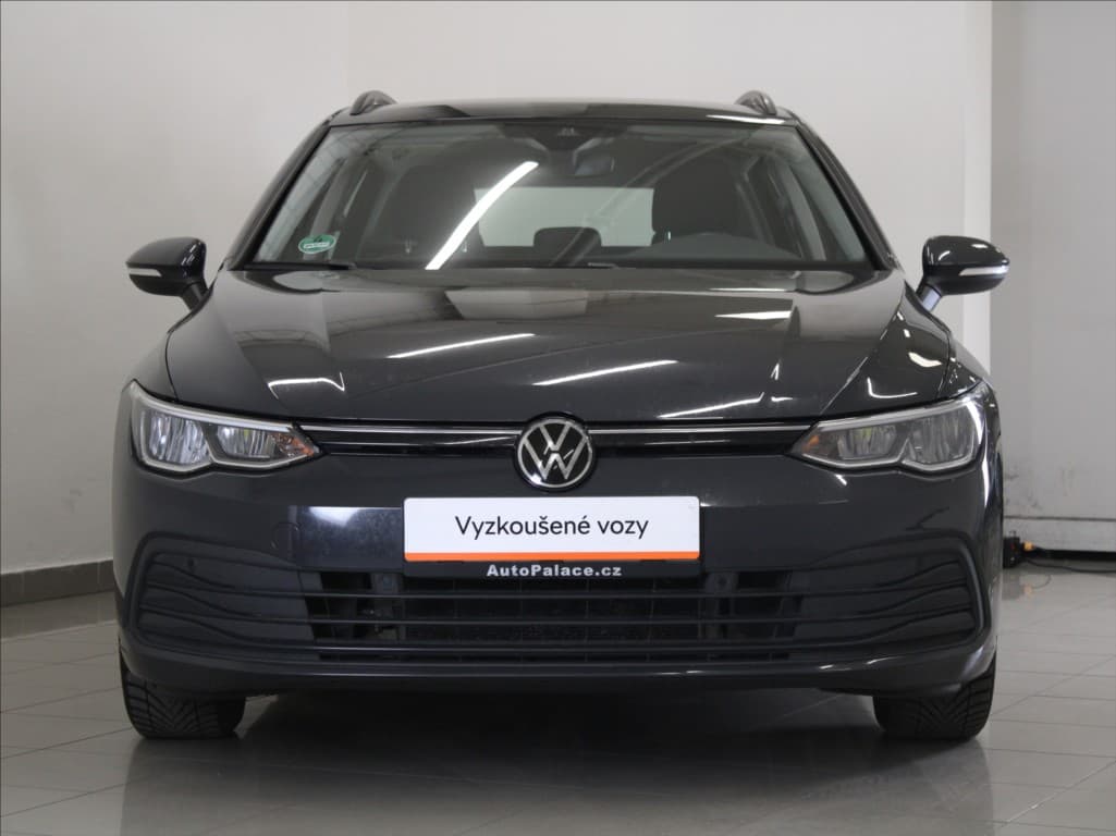 2023 Volkswagen Golf - 2