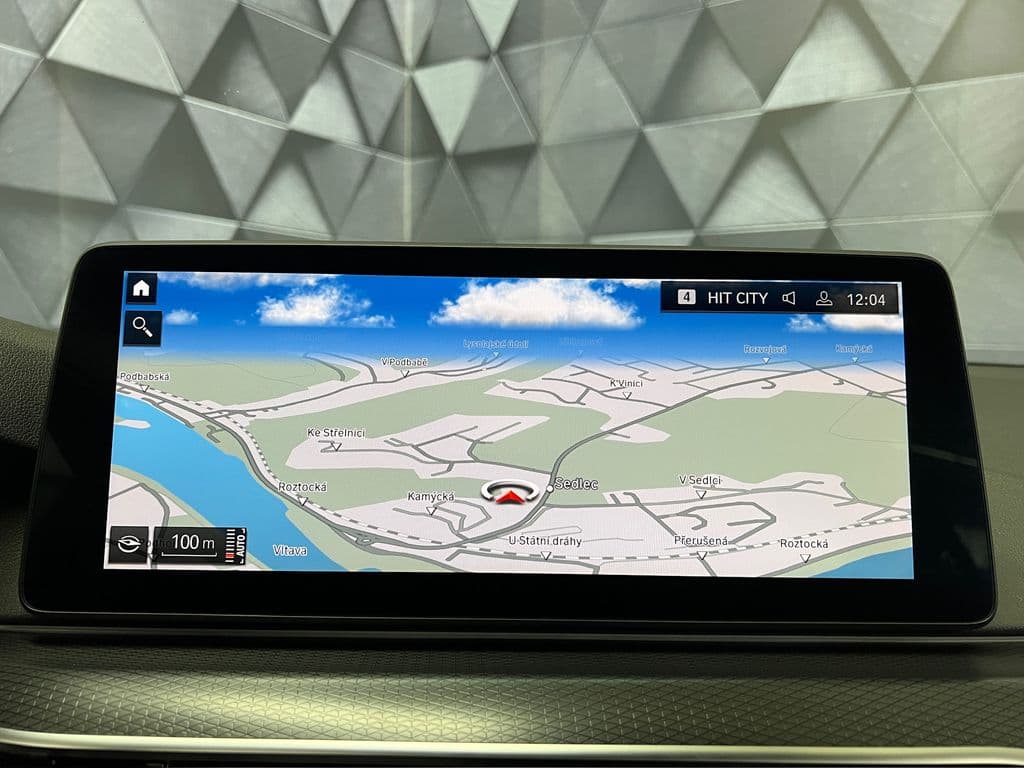 2021 BMW 5-Series - 14