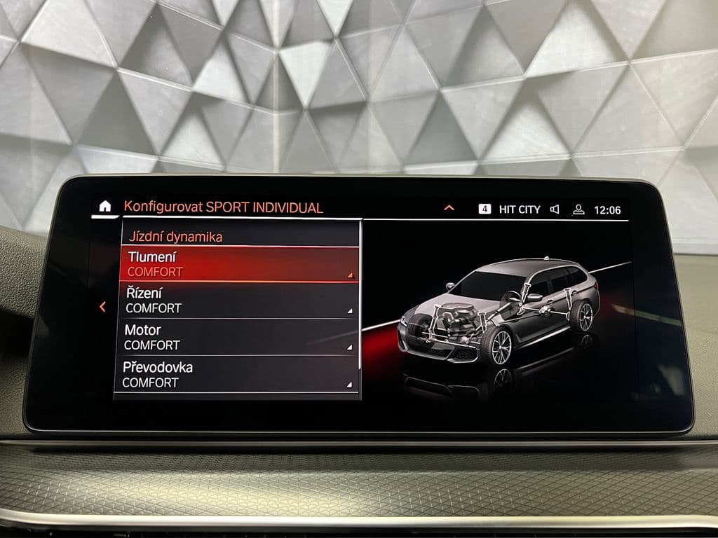 2021 BMW 5-Series - 19