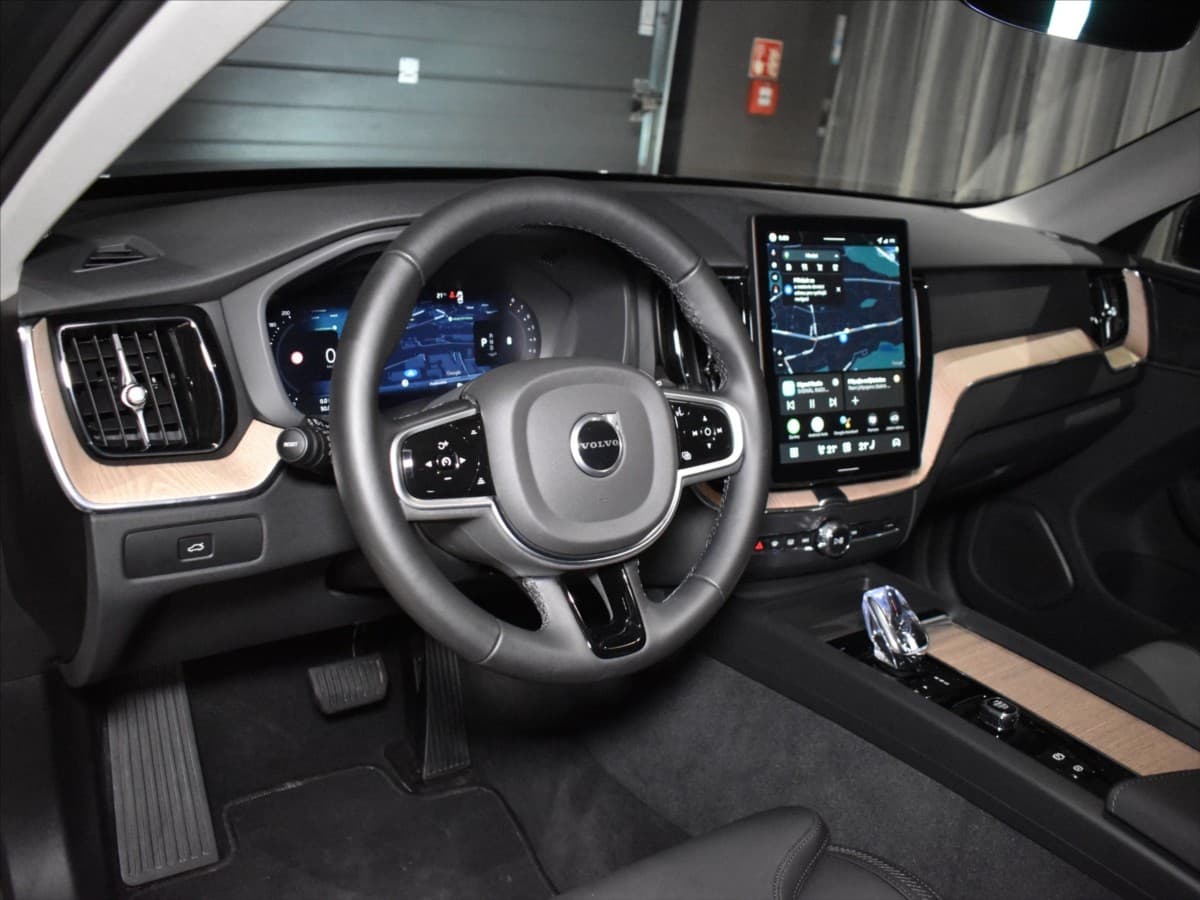 2025 Volvo Xc60 - 12