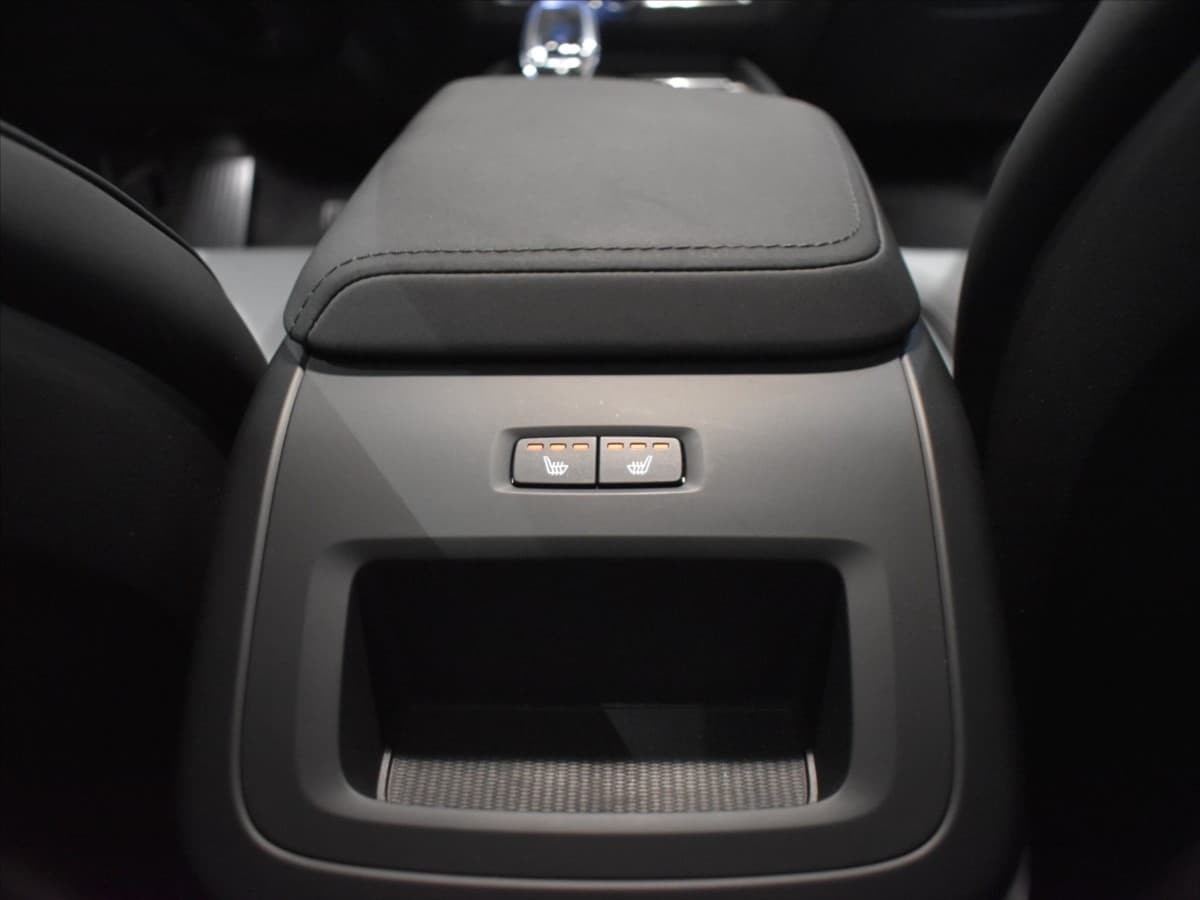 2025 Volvo Xc60 - 15