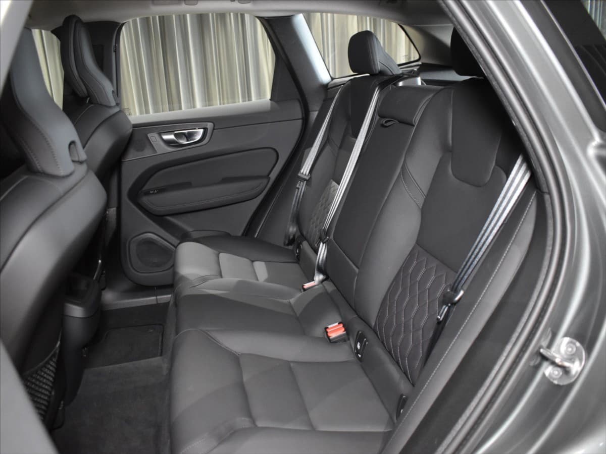 2025 Volvo Xc60 - 9
