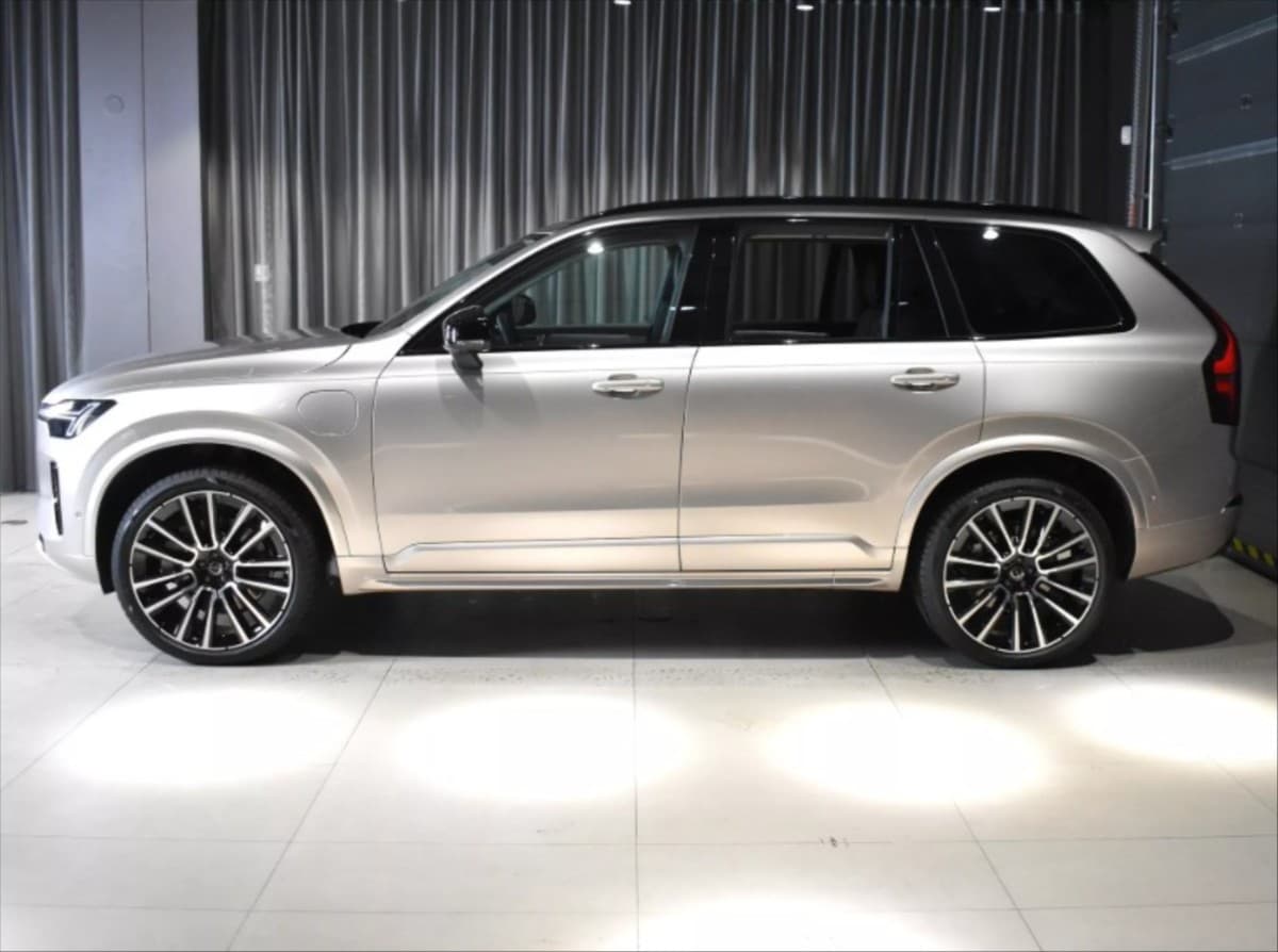 Volvo Xc90 - 2