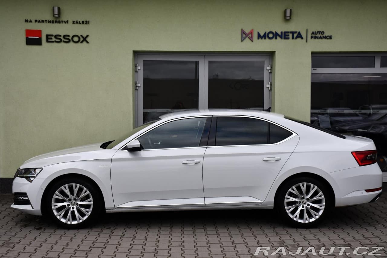 2022 Škoda Superb - 11