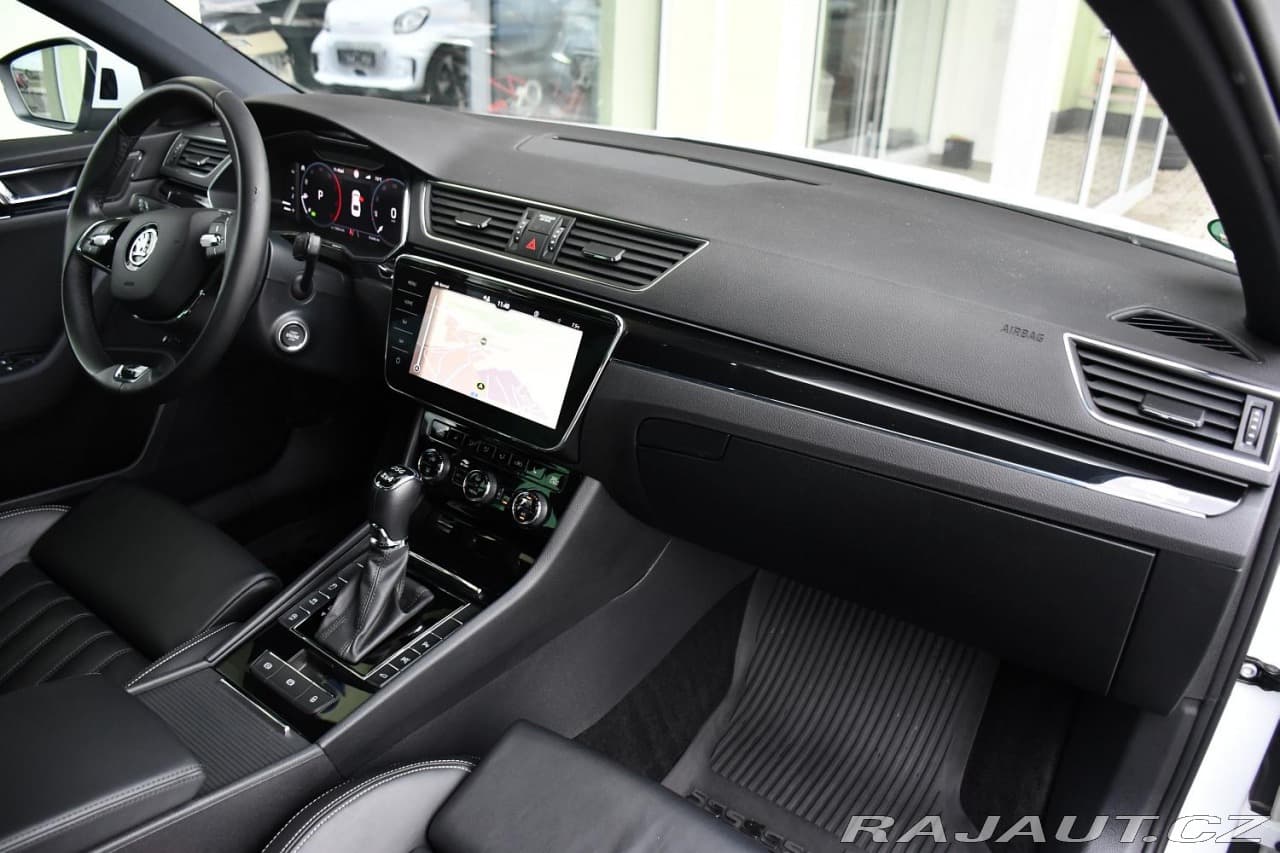 2022 Škoda Superb - 18