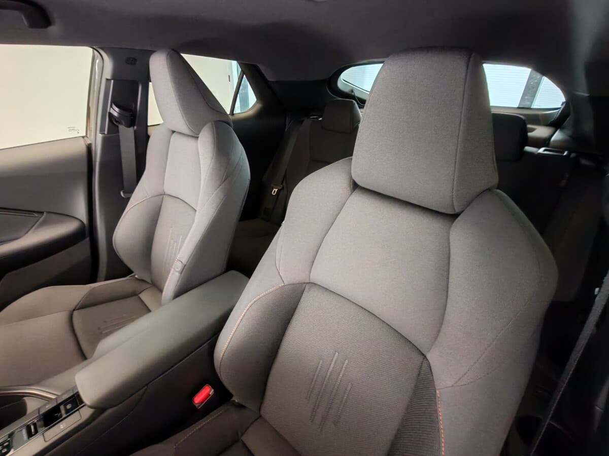 2024 Toyota C-Hr - 17