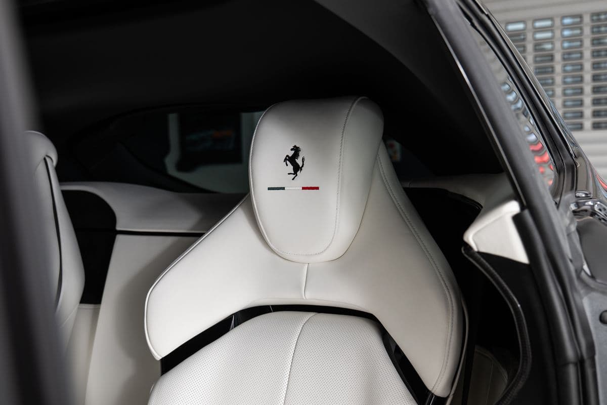 2026 Ferrari Purosangue - 14