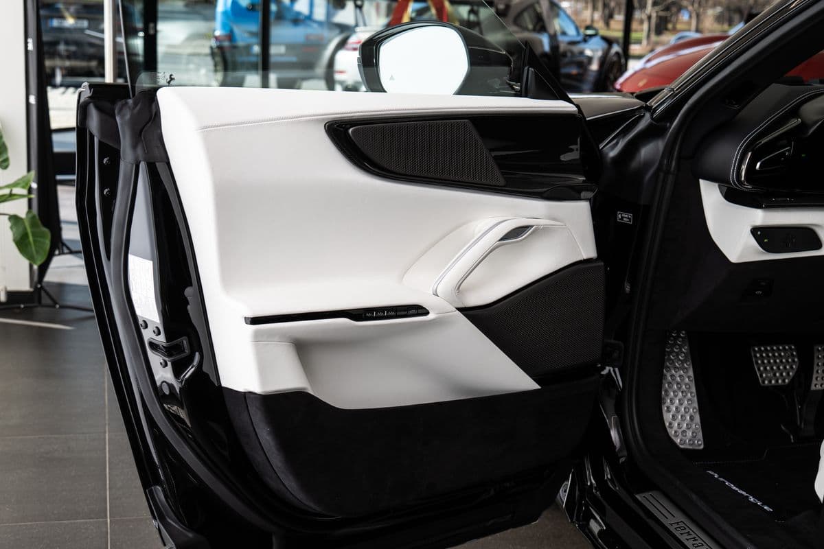 2026 Ferrari Purosangue - 7