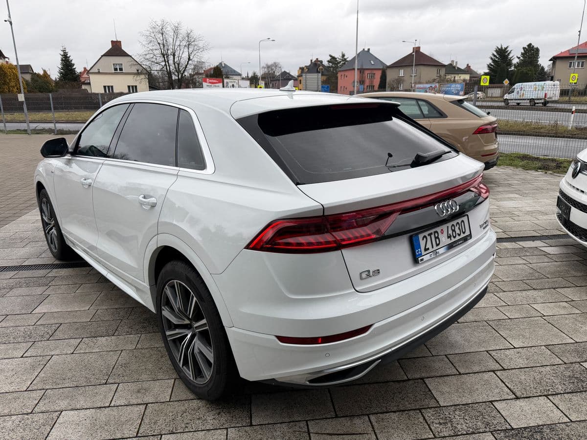 2021 Audi Q8 - 3