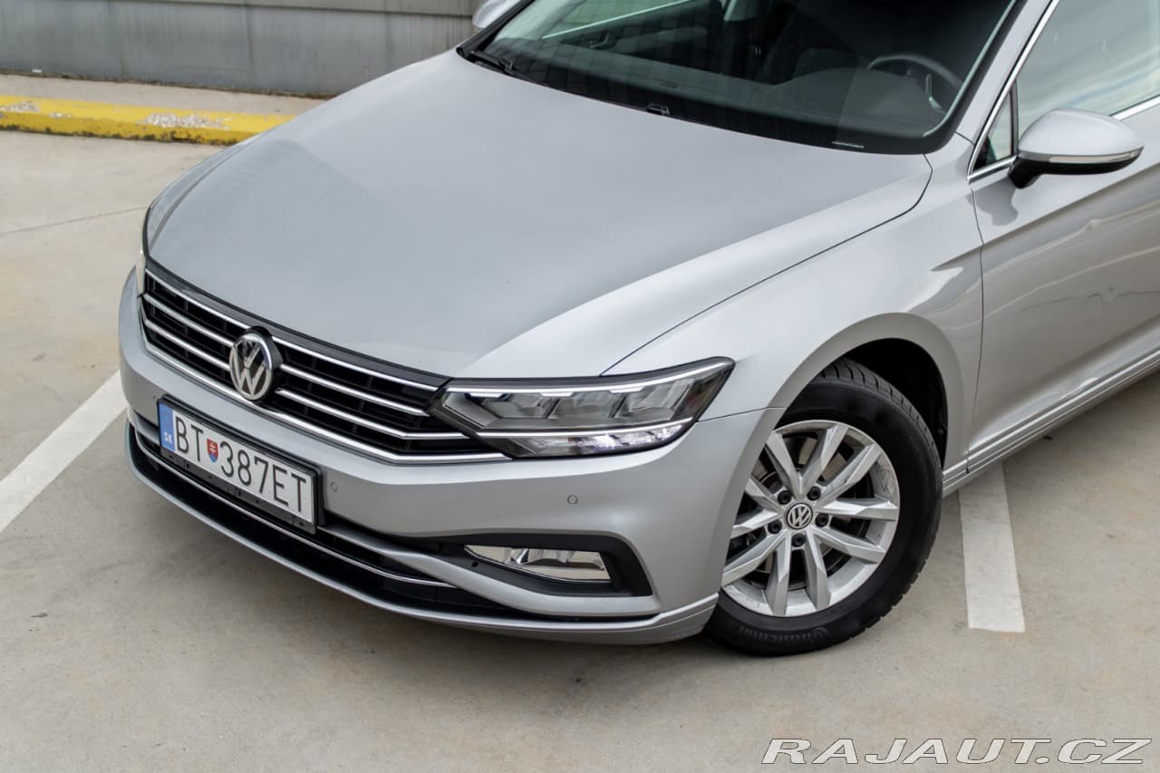 2020 Volkswagen Passat - 2