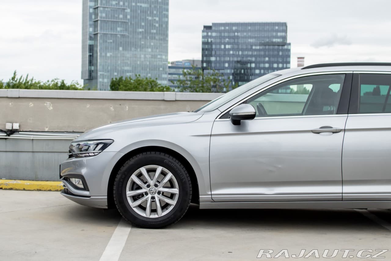 2020 Volkswagen Passat - 5