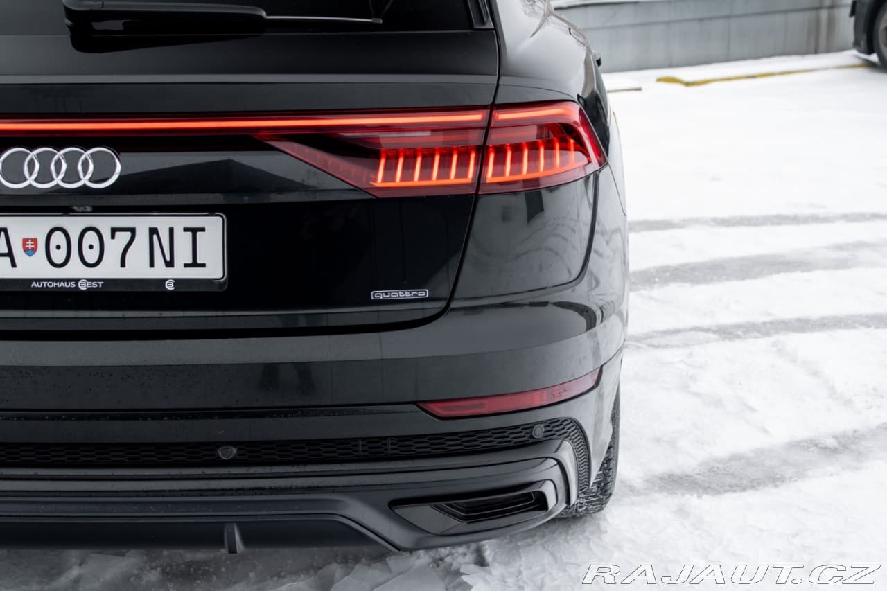 2020 Audi Q8 - 10