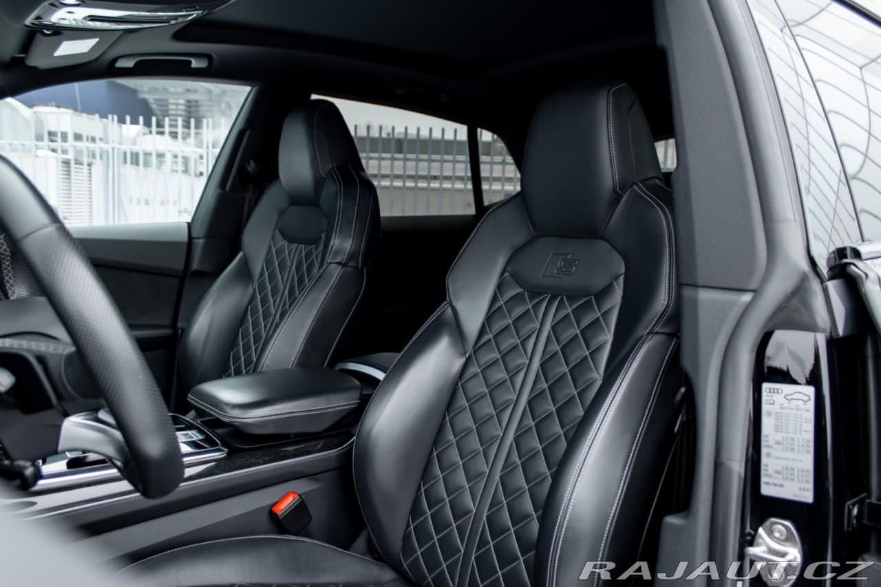 2020 Audi Q8 - 16
