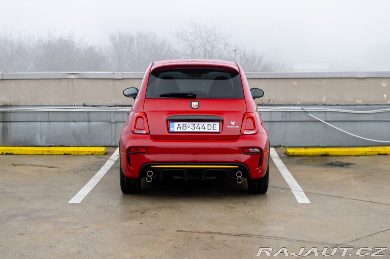 2024 Abarth 500 - 9