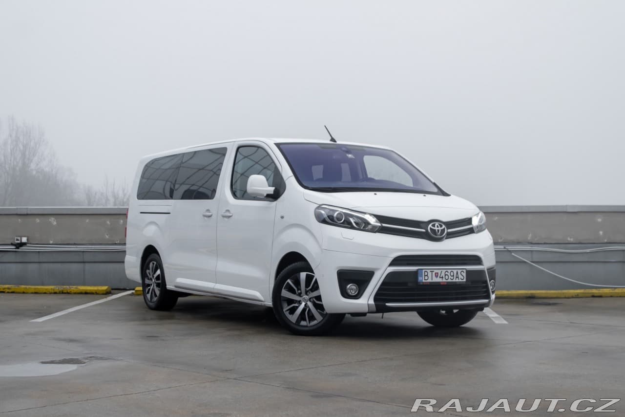 2020 Toyota Proace - 12