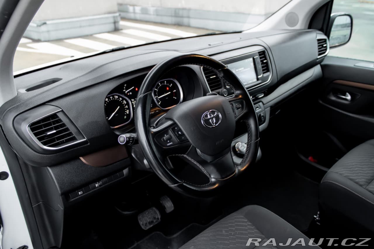 2020 Toyota Proace - 15
