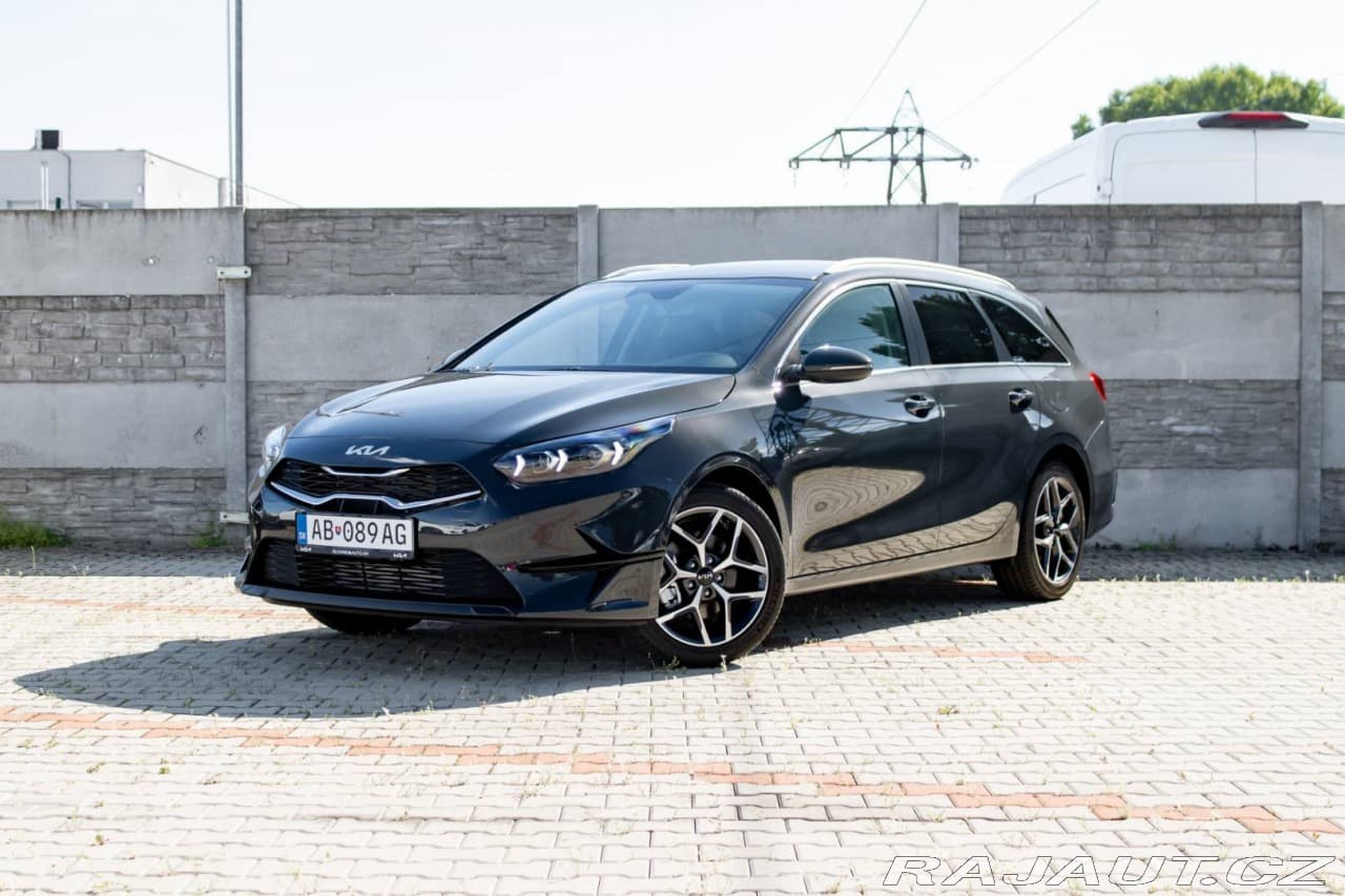 Kia  Cee'd SW  Ceed SW 1.5 T-GDi/ GOLD
