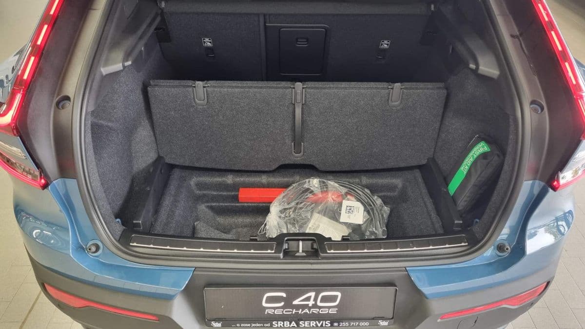 2025 Volvo Ec40 - 10