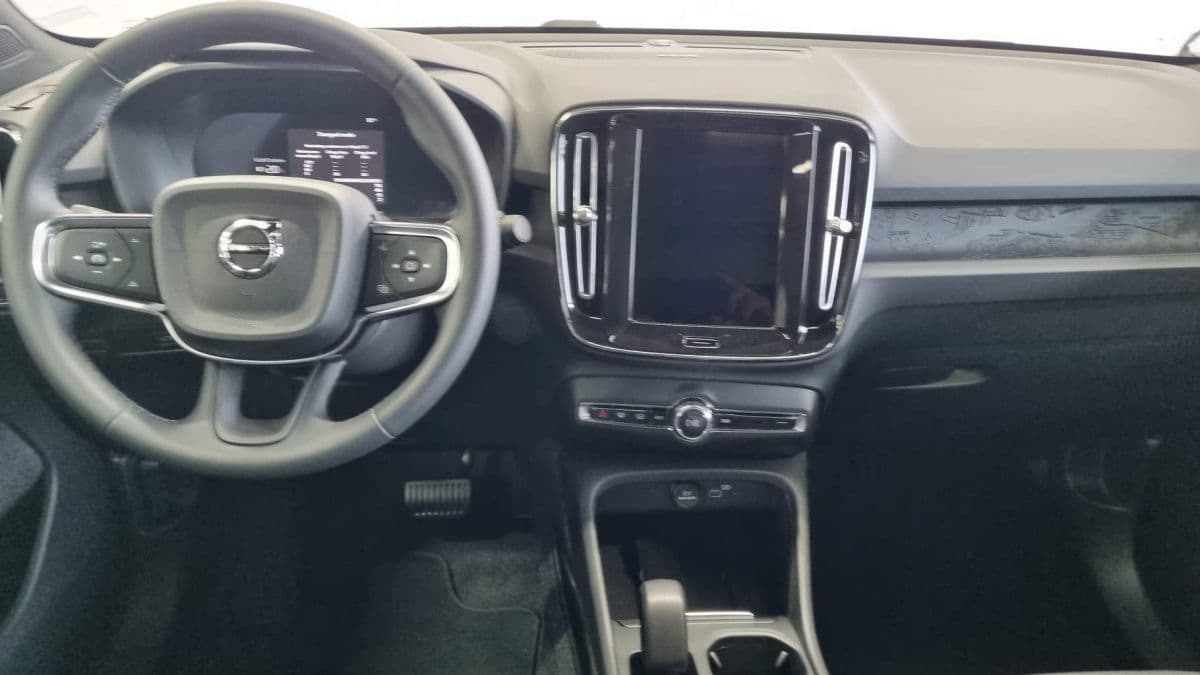 2025 Volvo Ec40 - 13