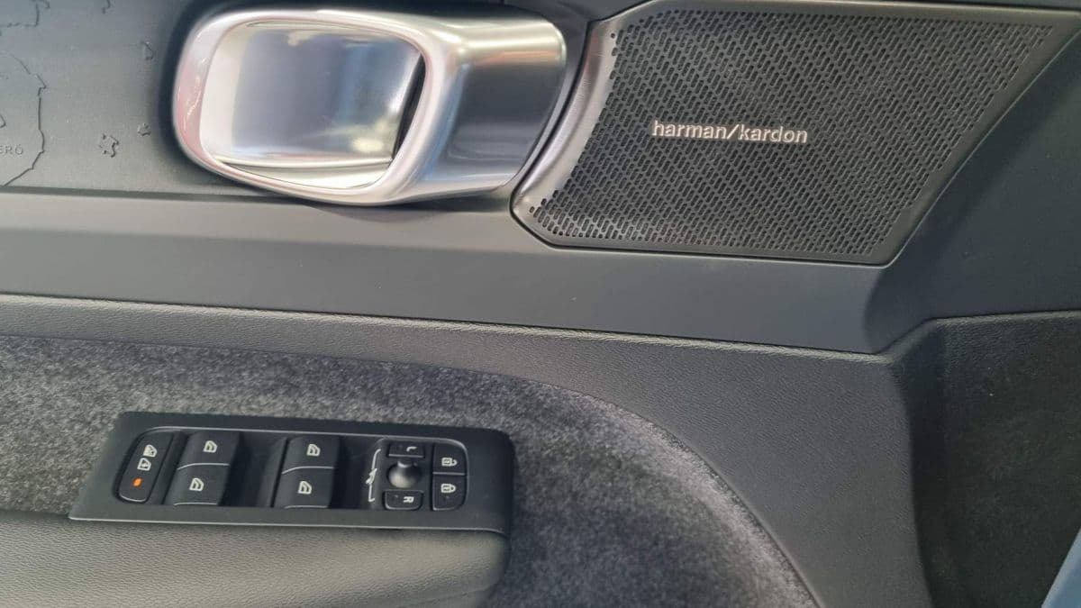 2025 Volvo Ec40 - 18