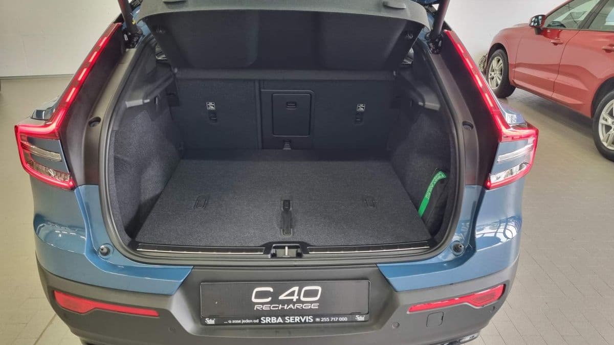2025 Volvo Ec40 - 9