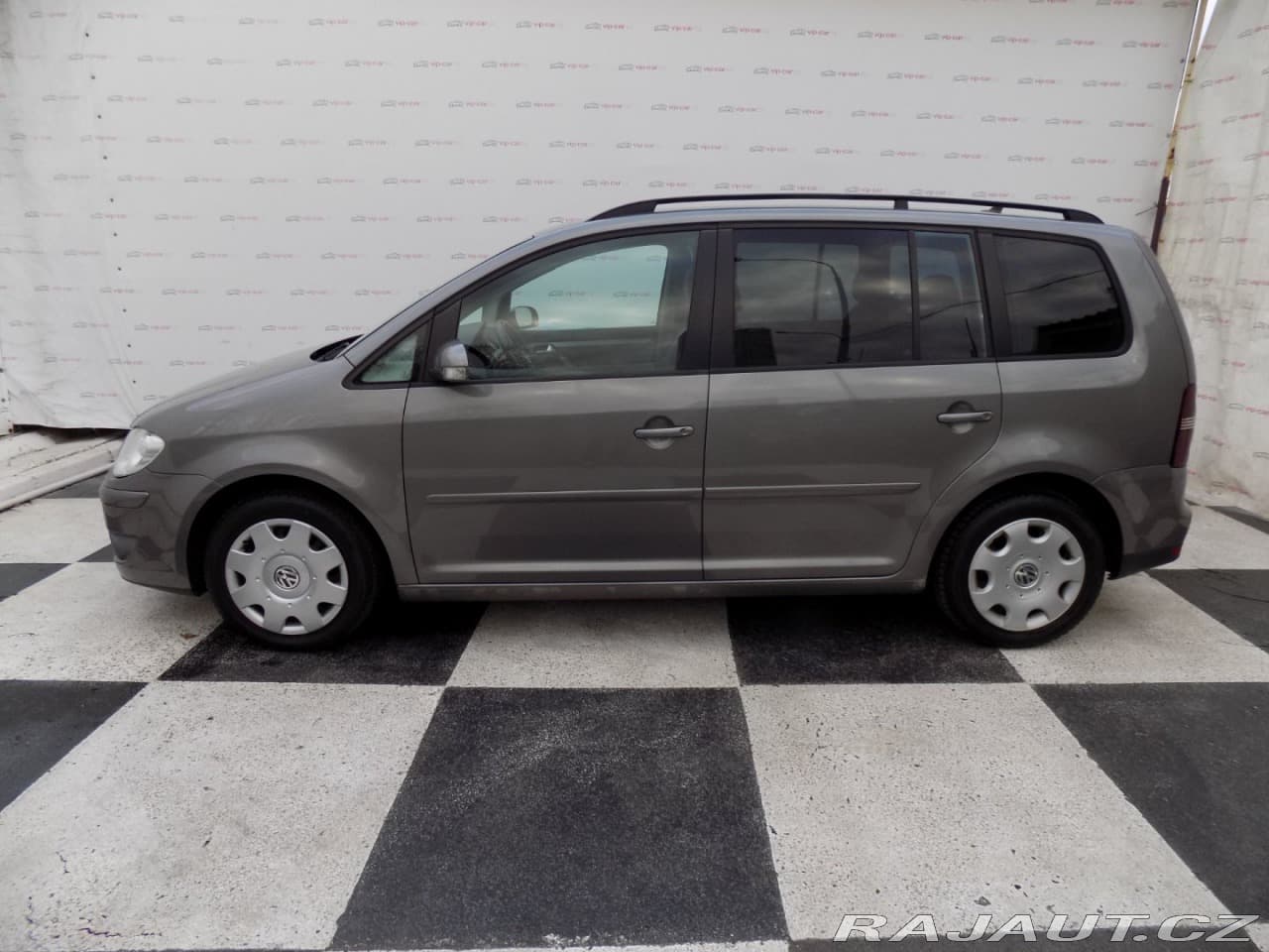 2008 Volkswagen Touran - 2
