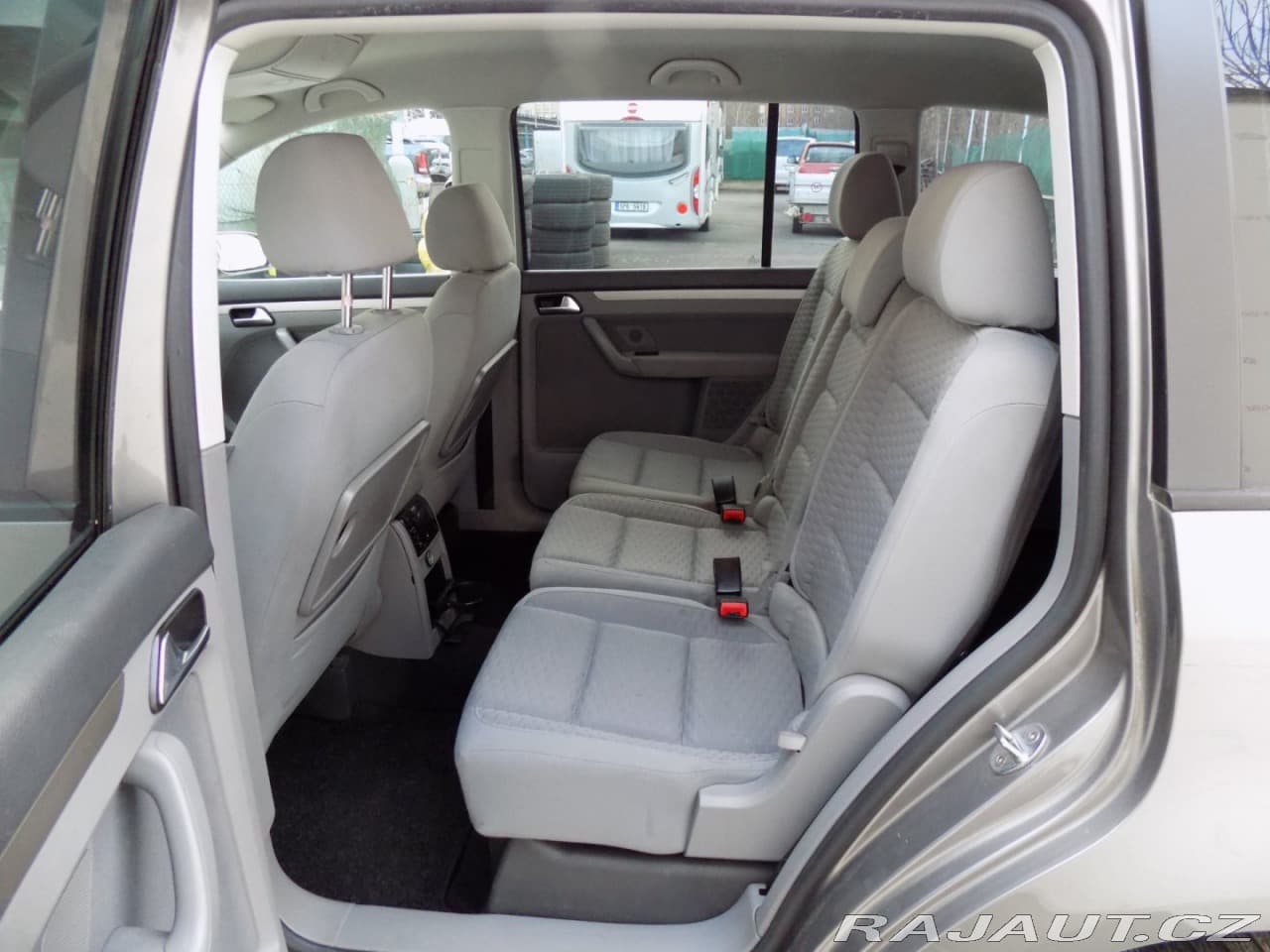 2008 Volkswagen Touran - 9